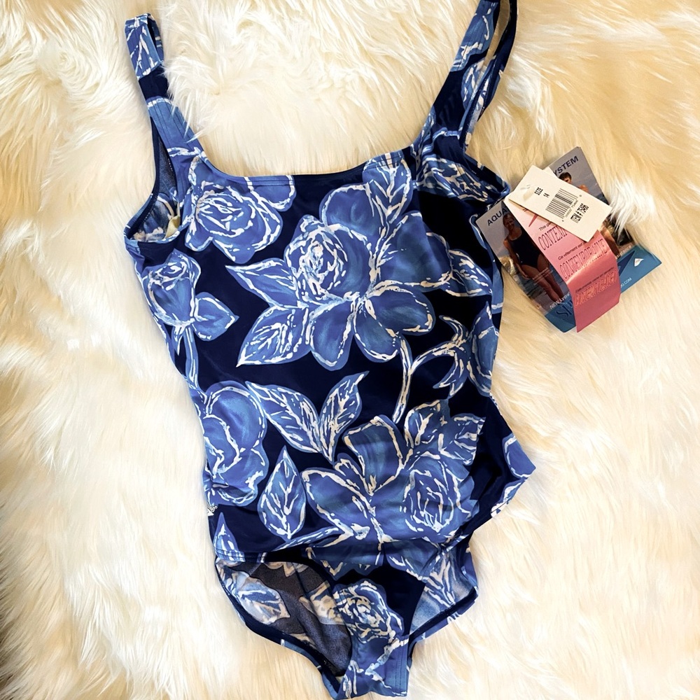🆕NEW-SPEEDO BATHING SUIT SIZE 14 IN BEAUTIFUL FLORAL YOU ARE GOING TO LOVE.